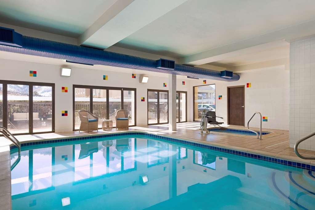 Hampton Inn Denver-West/Голден Удобства фото